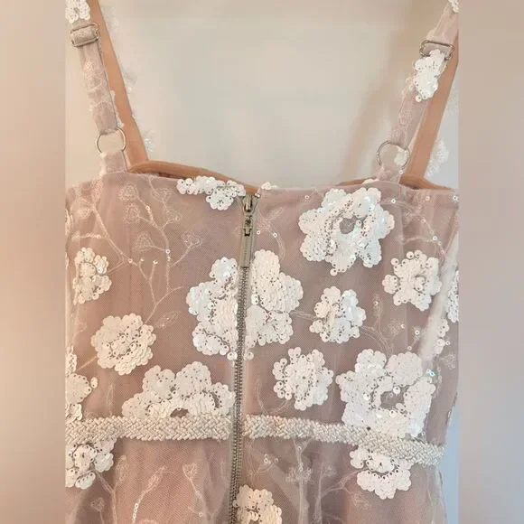 NWOT BRONX AND BANCO Mademoiselle Embroidered White Floral Midi Bridal Dress - Picture 13 of 15